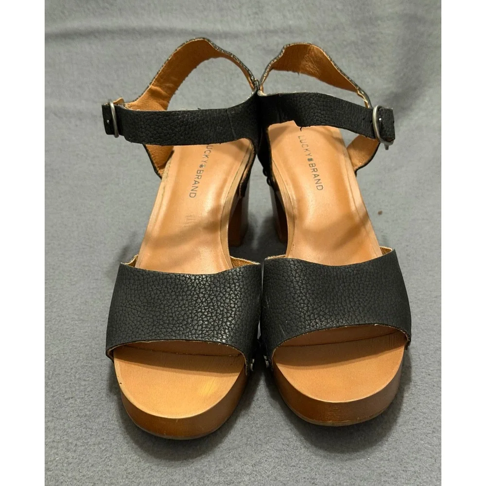 Lucky Brand Black Leather Wooden Block Heel Studded Ankle Strap Sandals 7M 37.5